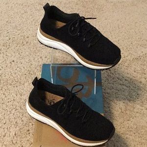 Woman’s OTBT boiled wool sporty casual shoes.